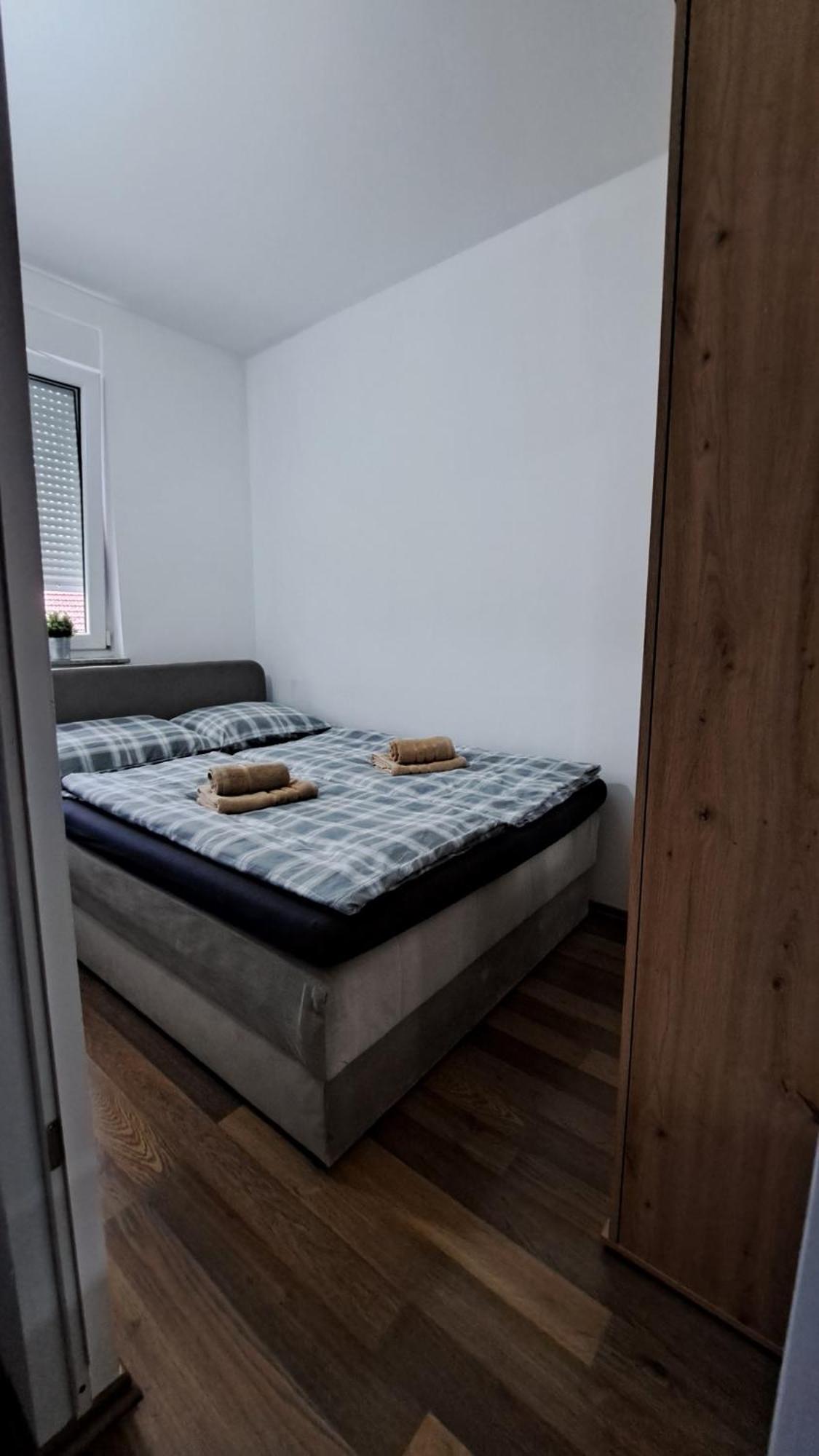 Lera Apartment-Free Public Parking Nearby Загреб Екстериор снимка