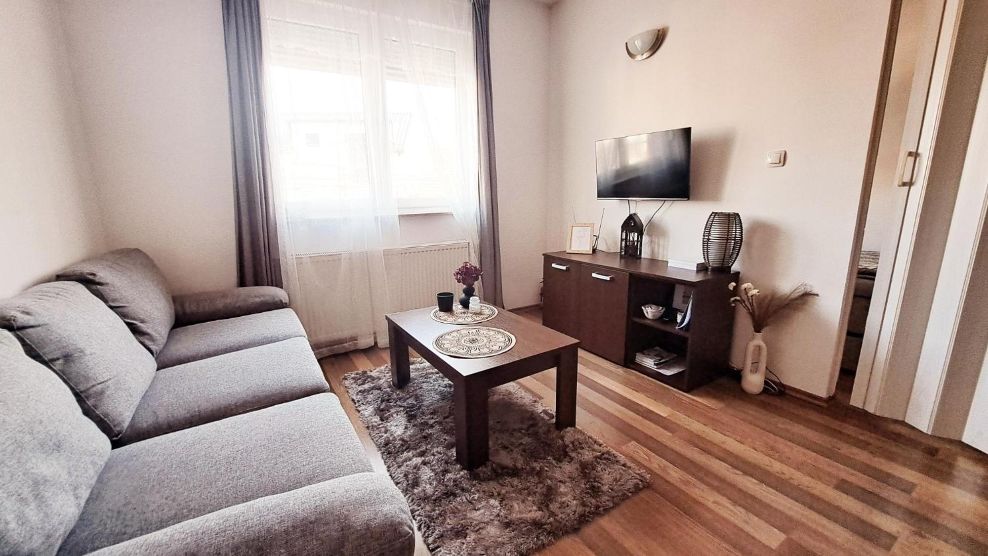 Lera Apartment-Free Public Parking Nearby Загреб Екстериор снимка